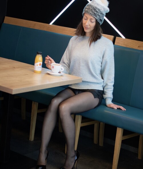 6432bf0b6e9f5cbb79da.jpg
